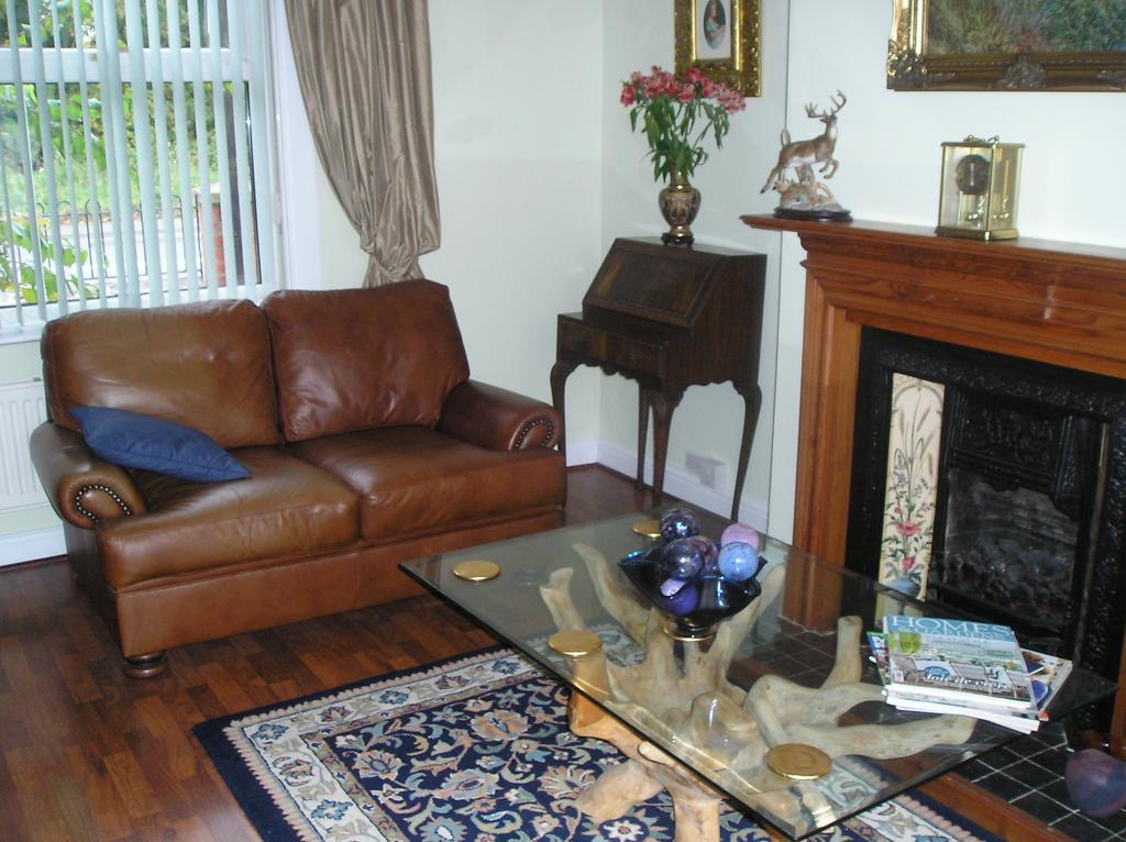 Benton House Bed & Breakfast Huntspill Екстериор снимка