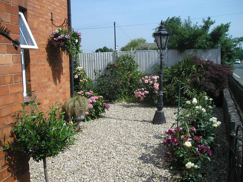 Benton House Bed & Breakfast Huntspill Екстериор снимка
