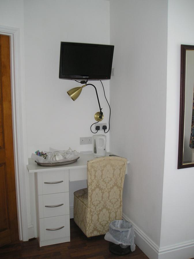 Benton House Bed & Breakfast Huntspill Екстериор снимка
